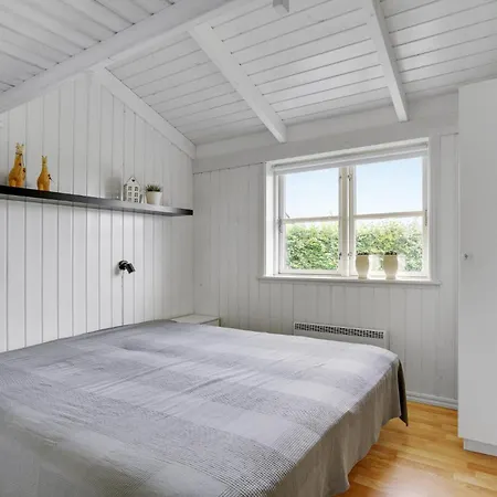 5 Bedroom Amazing In Haderslev بيت للعطل Flovt